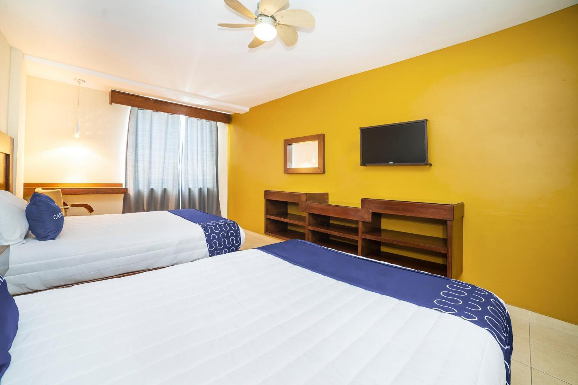 Capital O Hotel Casa Blanca Celaya  Eksteriør billede